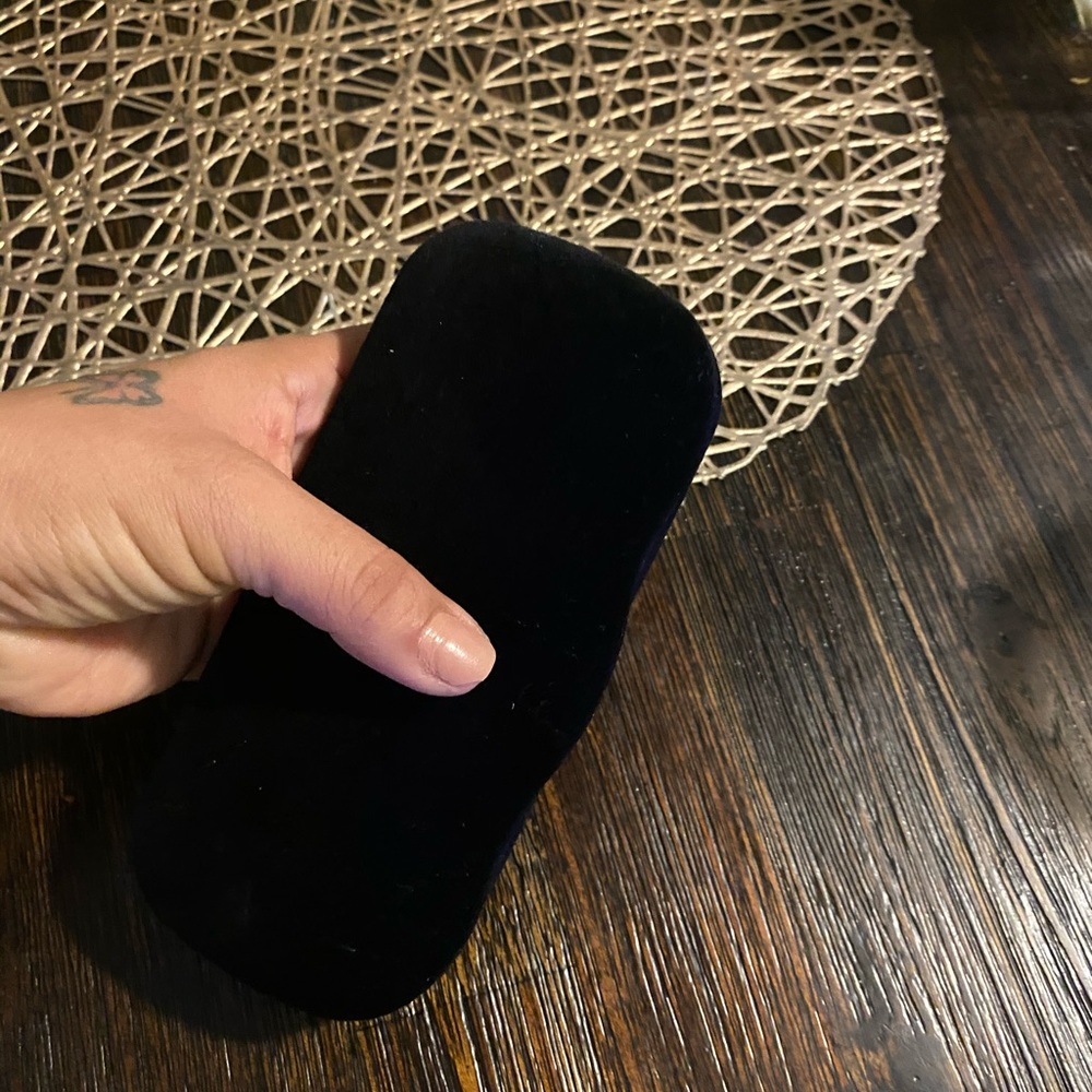 Use - Picture 2 of 9